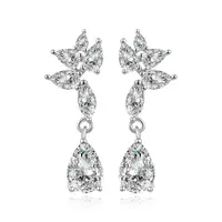 Beneto Úchvatné strieborné náušnice so zirkónmi AGUP863L