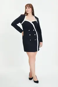 Trendyol černé knoflíkové detailní tkané šaty