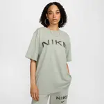 Nike Sportswear Women's Loose Short-Sleeve Graphic T-Shirt S