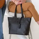 Dámska kožená kabelka Italia Zitta - čierna