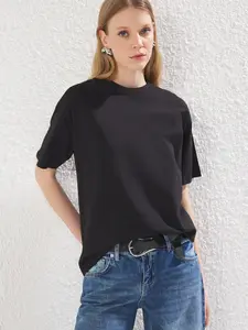 Trendyol Tričko  čierna