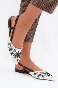 Dámské černé vyšívané sandály Boto Grelia