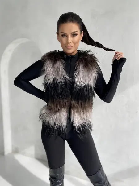 Dámska vesta s umelou kožušinou