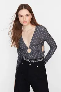 Trendyol X Sagaza Studio vícebarevné body s detaily výřezů