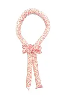 Čelenka na natáčení vlasů The Vintage Cosmetics Company Heatless Satin Foam Curler růžová barva