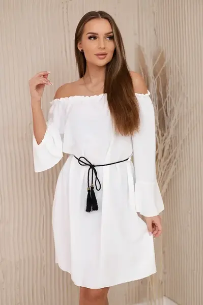 Dress with a drawstring at the waist