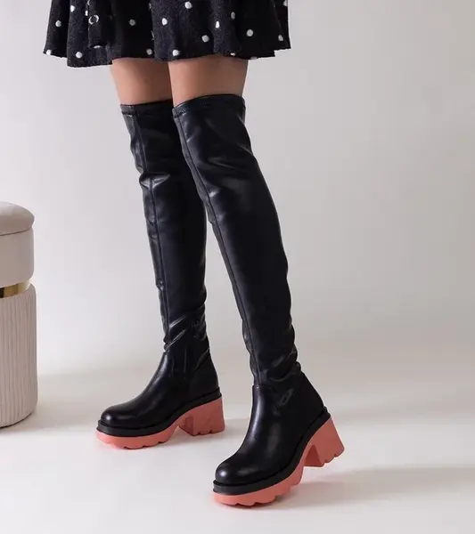 Gemre Čierne zateplené kozačky na masívnom podpätku Meragomi