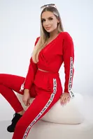 Sada s ozdobnými pruhy červené