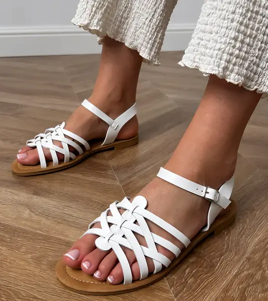 Gemre White woven sandals on a flat sole Selvira