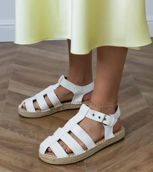 Gemre White closed espadrille sandals Kleona