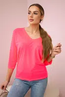 Růžová neonová halenka s výstřihem do V