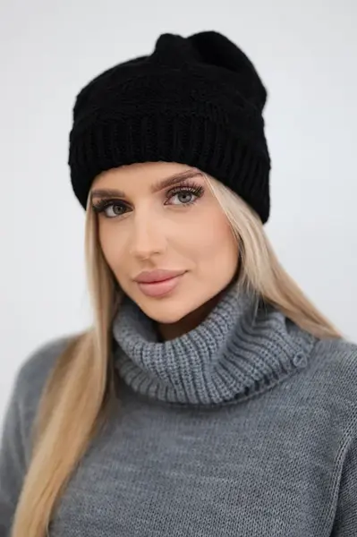 Kesi Dámská čepice Nastia K373 černá
