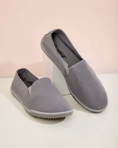 Resti Women's Mellia Sneakers