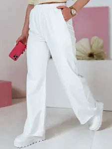 Dámske tepláky wide leg DRESLINA biele