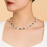 Geometric Pattern Resin Rectangle Collarbone Necklace