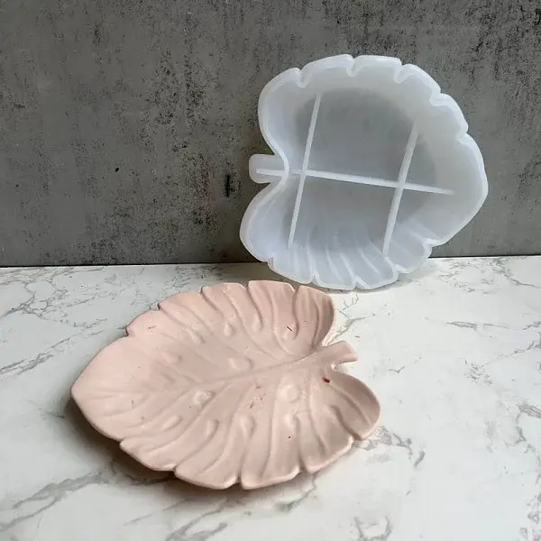 DIY Monstera Leaf Dish Tray Silicone Molds