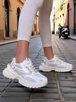 Resti Women's lacquered sneakers Leysi