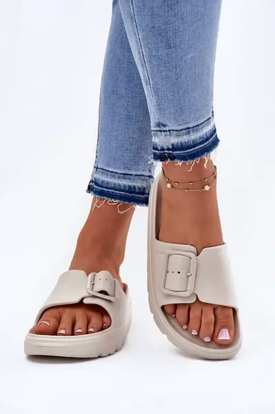 EVENTO Dámske Pěnové Sandále Na Platforme S Prackou Béžové Viasara