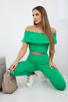 Set with green ruffle