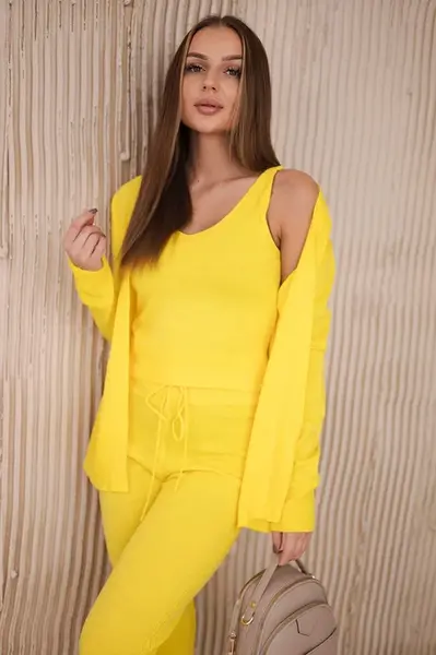 3-piece set of sweaters yellow
