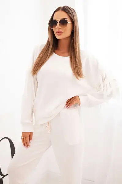 Kesi Włoski Komplet dámsky maslový s strapcami na rukávoch ecru