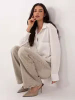 Bílá jednobarevná košile