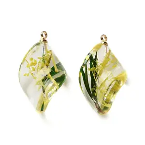 Inner Dried Flower Transparent Resin Pendants