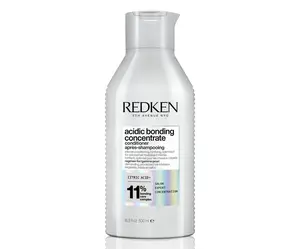 Intenzivně regenerační péče pro poškozené vlasy Redken Acidic Bonding Concentrate - 500 ml + dárek zdarma