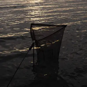 Nash podběrák air force f20 landing net 46"