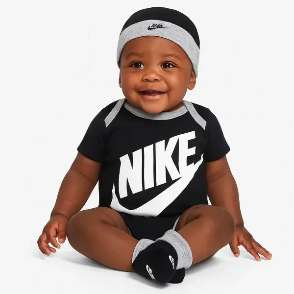Nike nhn futura logo box set 0-6m