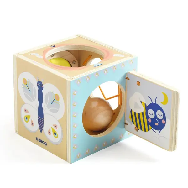 Drevená škatuľka s guľôčkou