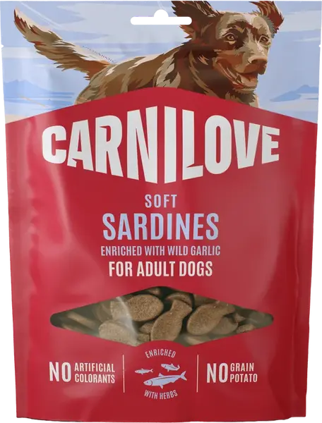 Pamlsek CARNILOVE Soft pro dospělé psy sardinky s divokým česnekem 200 g