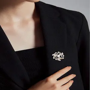 2Pcs Alloy Rhinestone Brooches