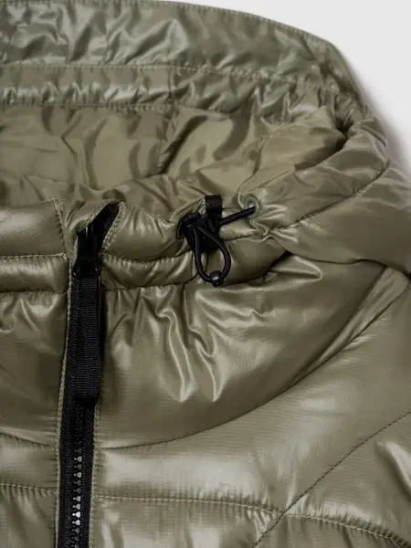 GAP prošívaná oversize bunda
