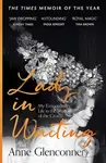 Lady in Waiting (My Extraordinary Life in the Shadow of the Crown) - kniha z kategorie Autobiografie