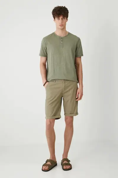 Šortky s příměsí lnu Medicine zelená barva