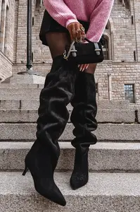 Boto Nazouvací dámské kozačky na jehlovém podpatku černé Ysolienne