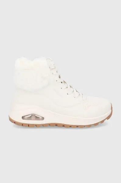 Snehule Skechers