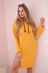 Dress with a hood and a side slit peach