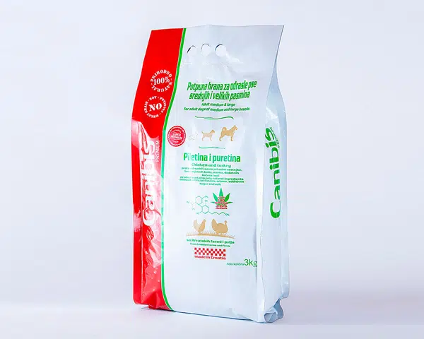 Canibis Adult Medium & Large suché krmivo pro psy - kuřecí a krůtí 3 kg