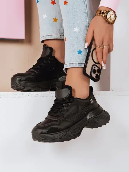 Dámské černé sneakersy na platformě CELESTIC
