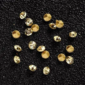 Glass Pointed Back Rhinestone