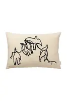 Dekorativní povlak na polštář ferm LIVING Vuelo béžová barva