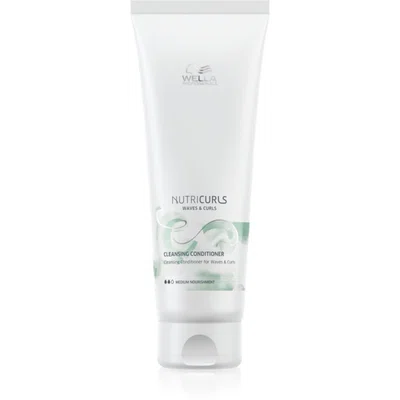 Wella Professionals Nutricurls Waves & Curls čisticí kondicionér pro vlnité a kudrnaté vlasy 250 ml