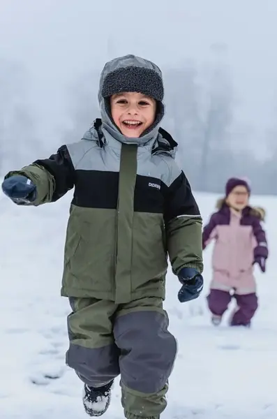 Dětska čepice Didriksons BIGGLES REFL CAP stříbrná barva