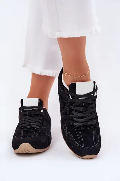 Boto Dámske Športové Topánky Z Eko Semišu Čierne Dorella