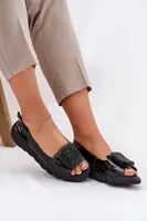 Kožené Lakované Dámské Sandály Na Klínu s Dekorací Artiker Černé