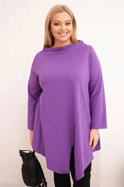 Plus size asymetrická halenka s ohrnutými rukávy