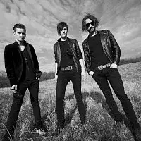 A Banquet – Too Young