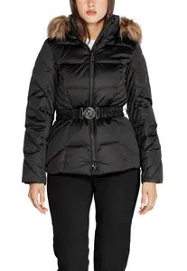 Dámska zimná bunda Guess